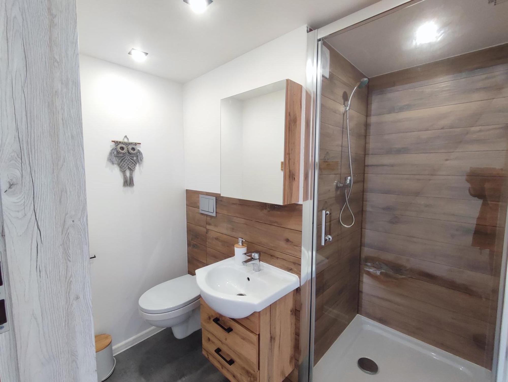 Forrest Glamp Hotel Mieroszow Екстериор снимка
